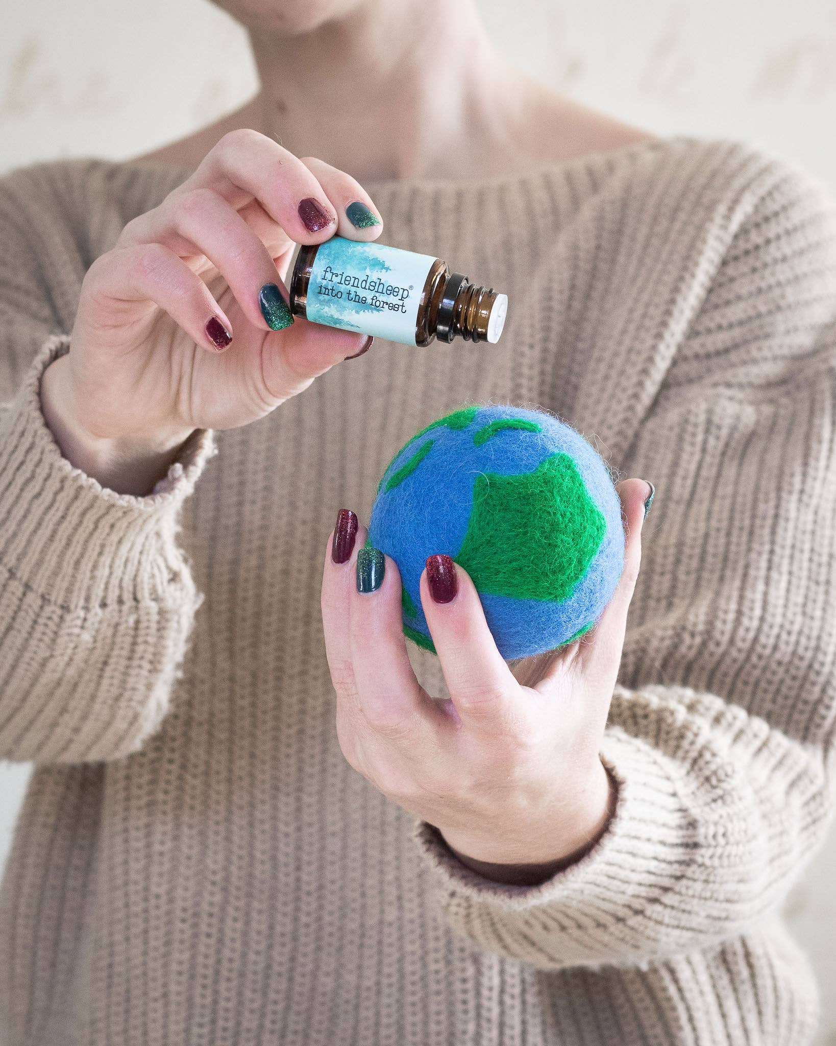 Mama Earth Eco Wool Dryer Ball (one)
