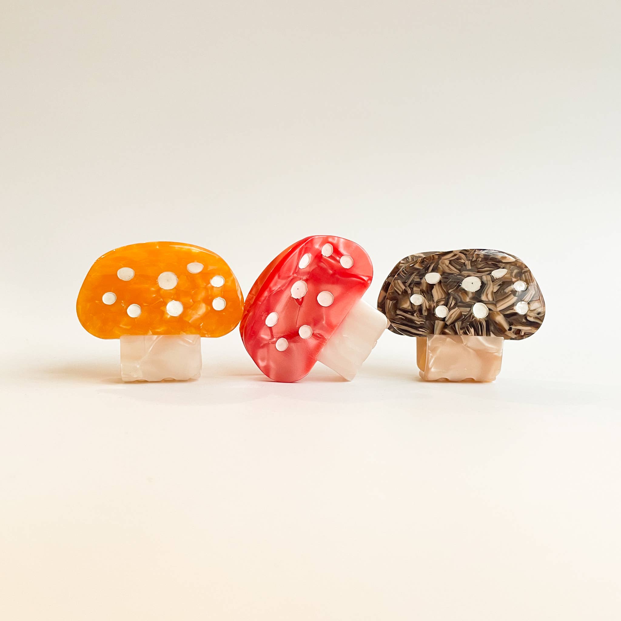 Alice Mushroom Claw Clip - Small