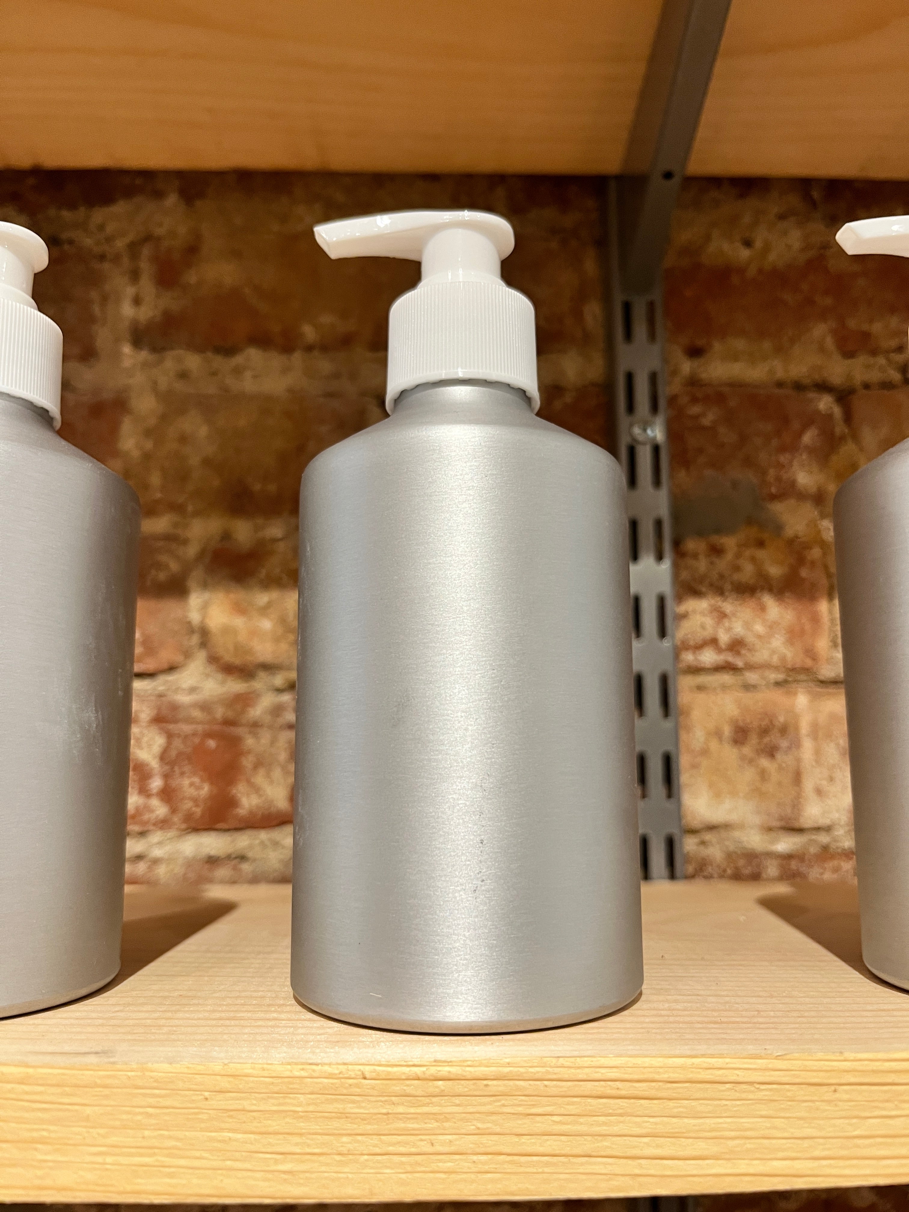 Aluminum pump bottle 12 oz