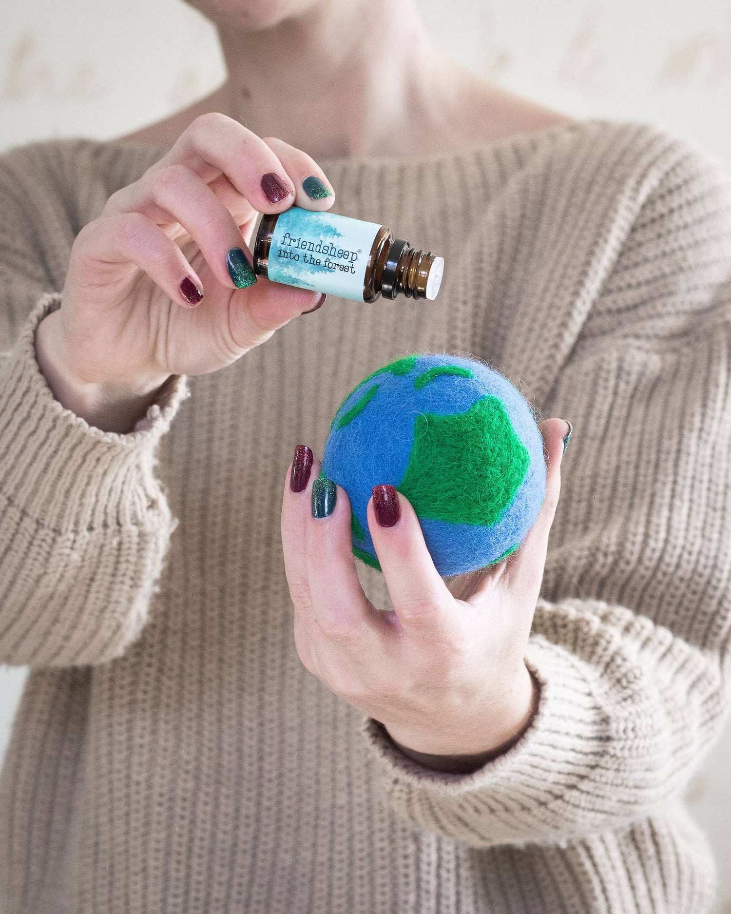Mama Earth Eco Wool Dryer Ball (one)