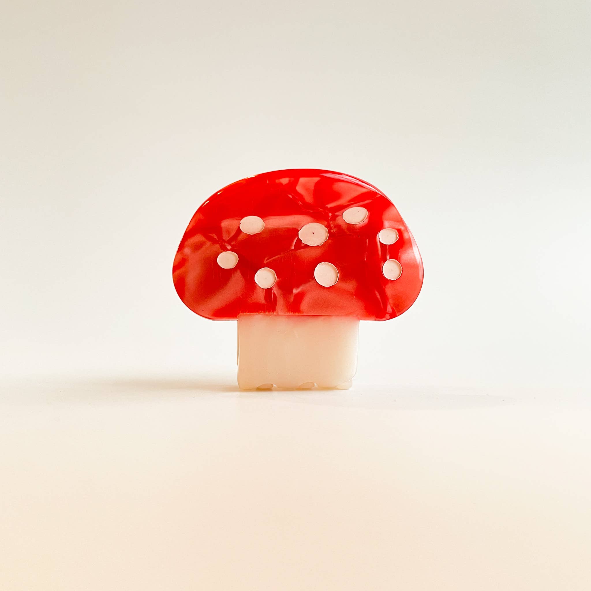 Alice Mushroom Claw Clip - Small