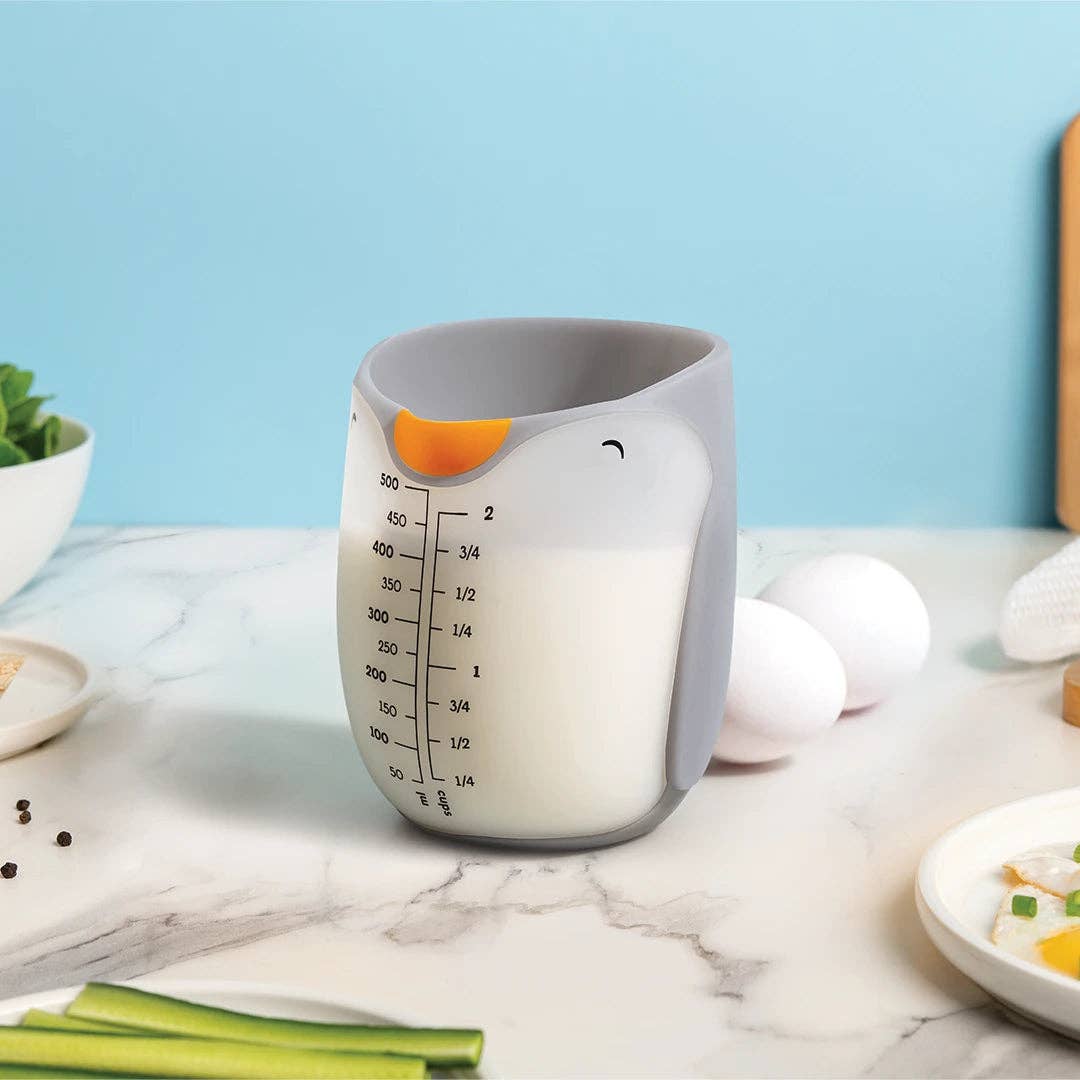 Penny Penguin Silicone Measuring Cup for Cooking