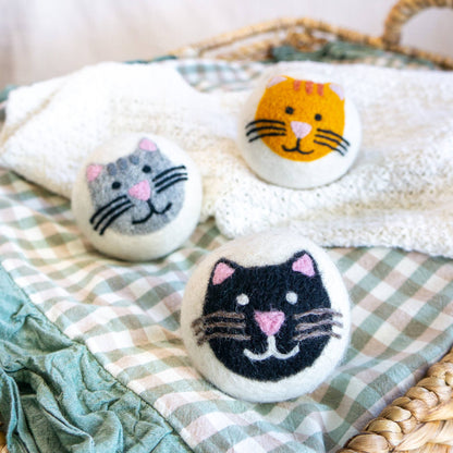 Wool Dryer Ball Gray Cat (one)