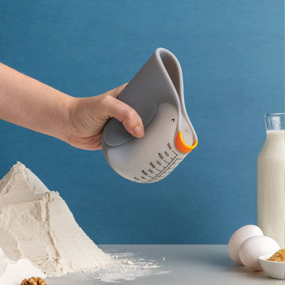 Penny Penguin Silicone Measuring Cup for Cooking