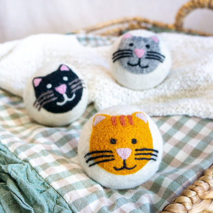 Wool Dryer Ball Gray Cat (one)