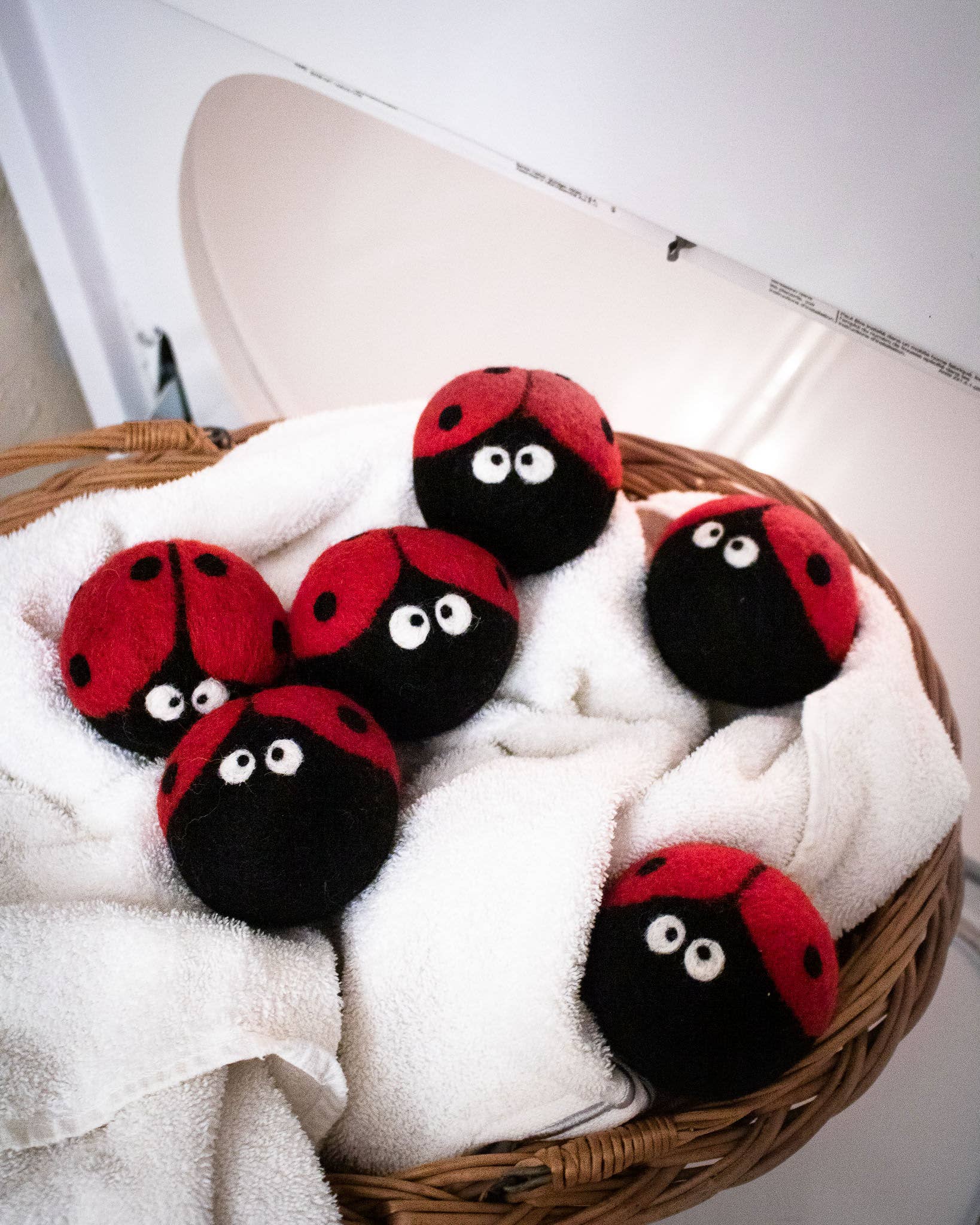 Laundrybug Eco Wool Dryer Ball (one)