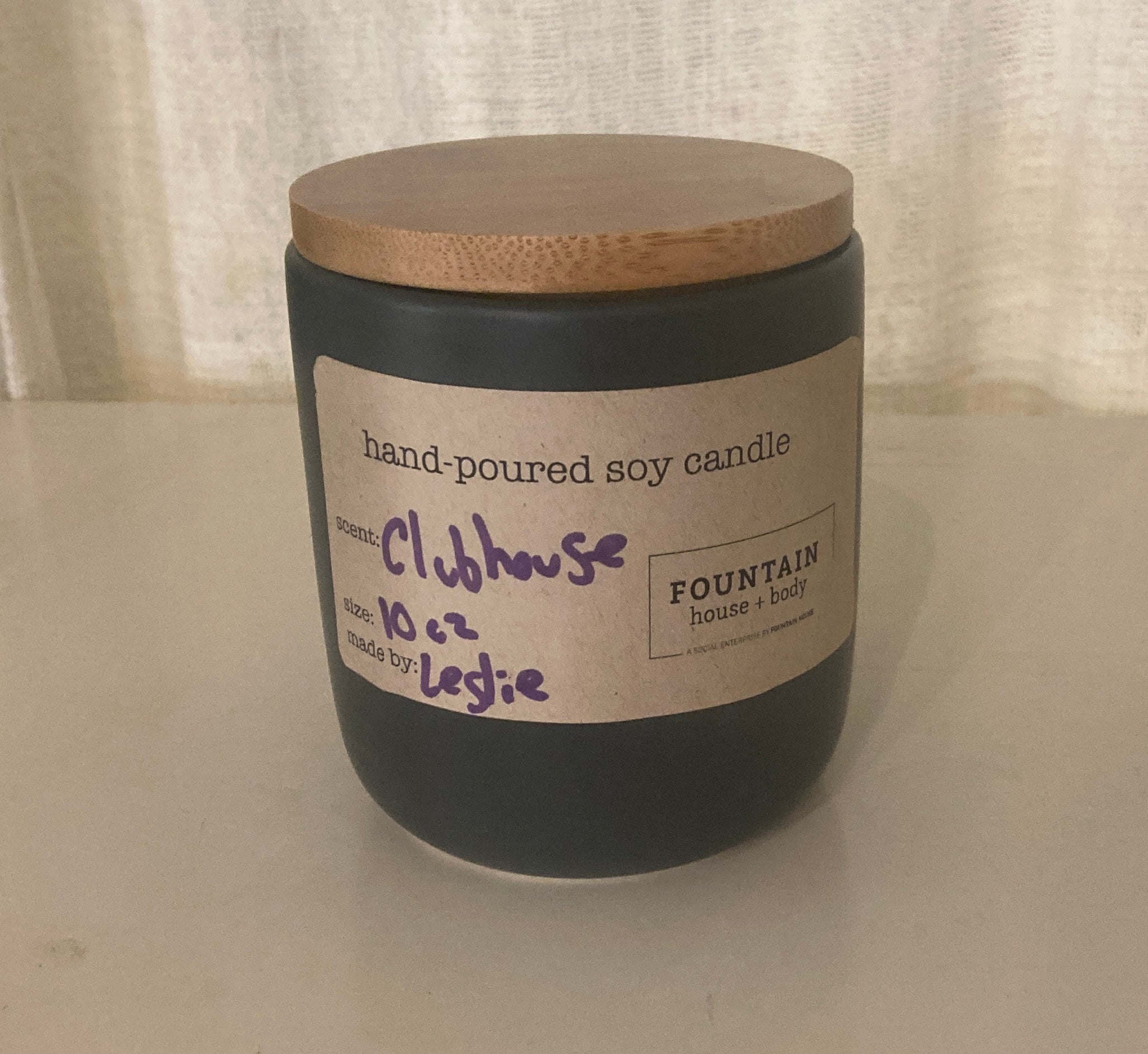 Hand-poured candle in 10oz ceramic