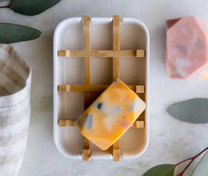 Soap Dish, white with bamboo grid