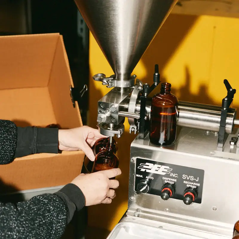 Golden Coast - 7.75 fl oz Room &amp; Linen Spray